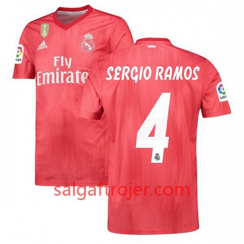 Real Madrid Fodboldtrøjer SERGIO RAMOS 4 3. sæt 2018/19 Kort ærmer Real Madrid Fodboldtrøjer SERGIO RAMOS 4 3. sæt 2018/19 Kort ærmer